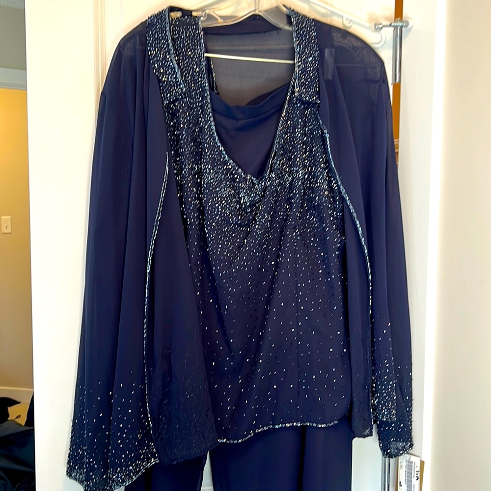 Ladies Formal 3 Piece Pant Suit